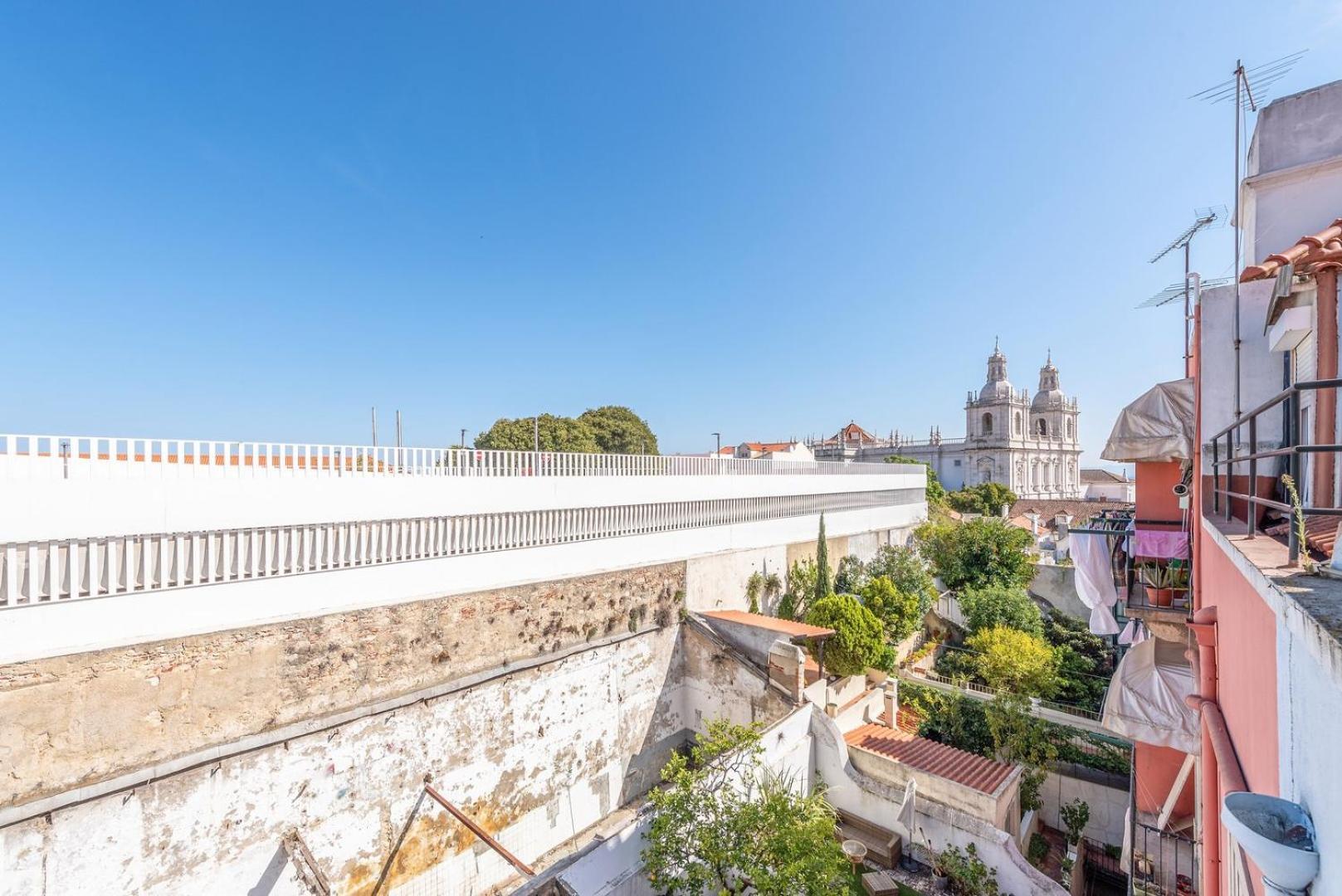 Guestready - Porta De Alfama, For Up To 6 Guests! Lägenhet Lisboa Exteriör bild
